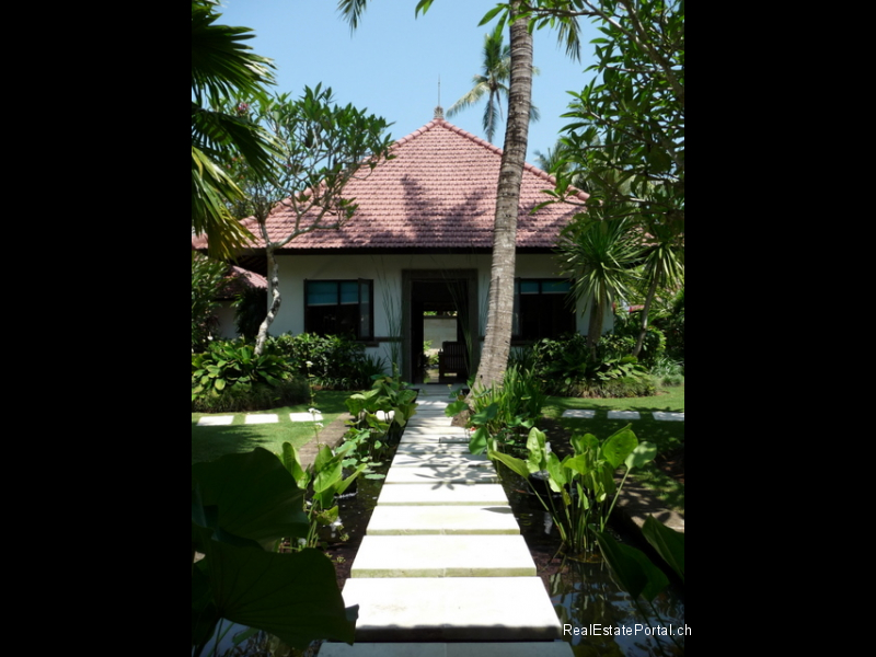 tabanan riverfront villa (10)