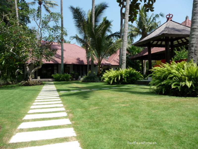 tabanan riverfront villa (8)