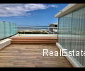 PENTHOUSE FRENTE A PLAYA BRAVA EN PARADA 32