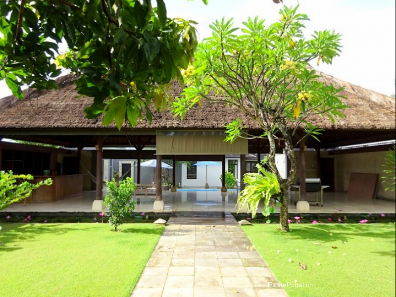 sanur 3 bdr villa (35)